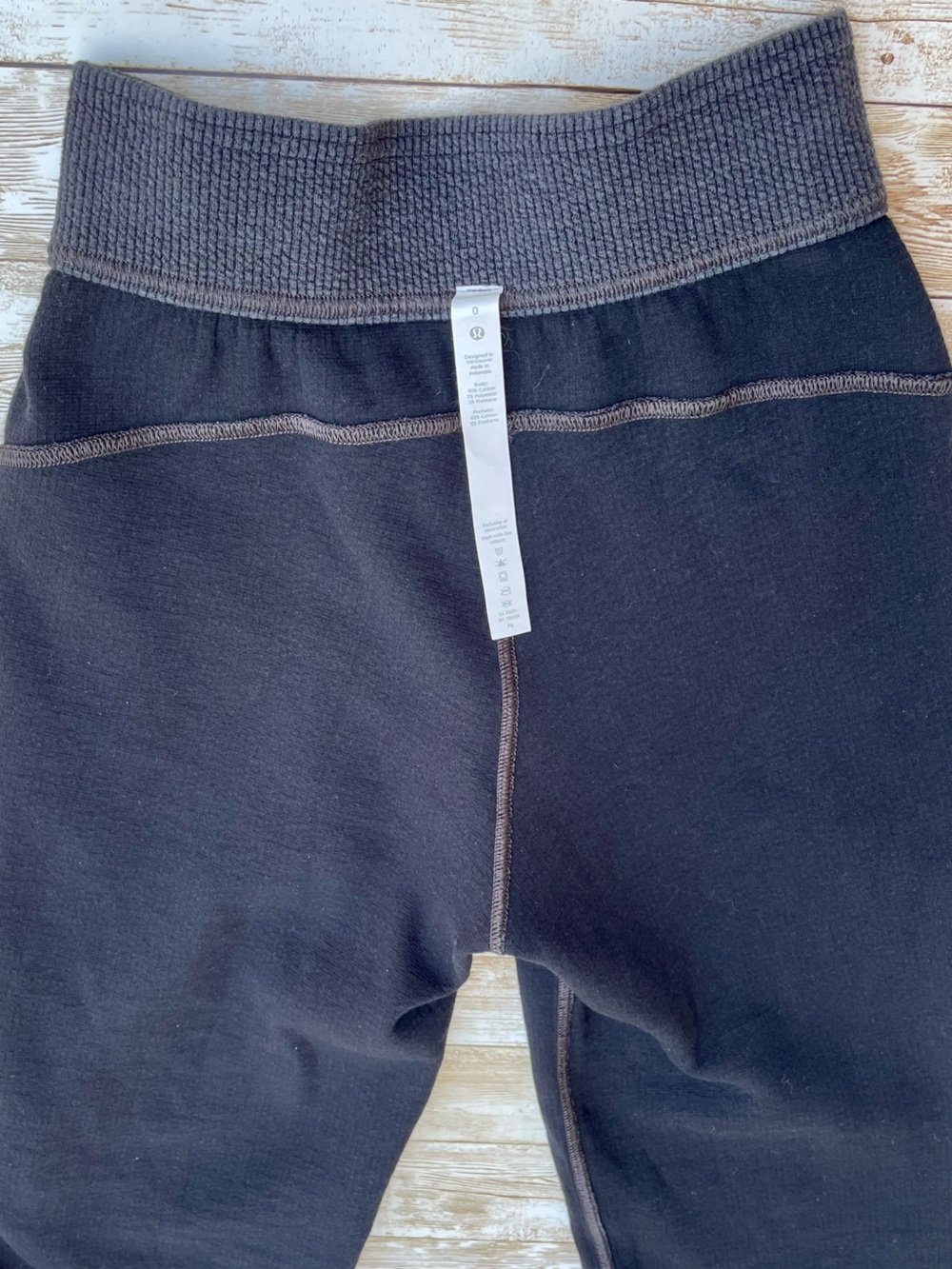 Lululemon Black Ribbed Straight Leg HR Crop 23 Travel Pant Normcore Minimal Sz 0 - Picture 13 of 16